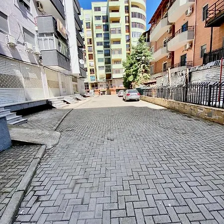 Apartament Lovely Beachfront Durrës